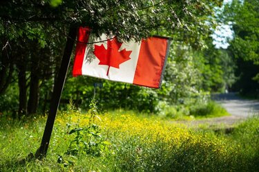 02canadaletter-flag-jumbo.jpg 02canadaletter-flag-jumbo.jpg