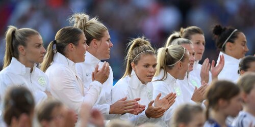 England-players-1-scaled-e1658165854560.jpg England-players-1-scaled-e1658165854560.jpg