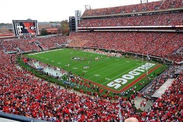 221107123634-02-football-essay-lake.jpg 221107123634-02-football-essay-lake.jpg