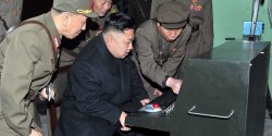 kim-jong-un-with-a-logitech-mouse-1.jpg