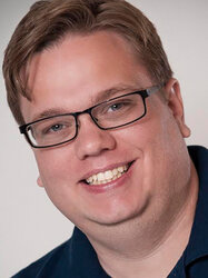 Panelist-Todd-VanDerWerff.jpg