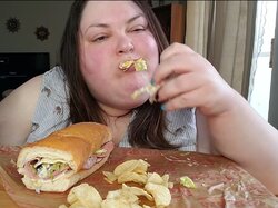 Screenshot_20191218-155811_YouTube.jpg