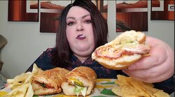Screenshot_20200403-201005_YouTube.jpg