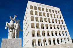 Palazzo-della-Civiltà-Italiana.jpg