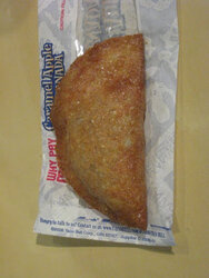 taco_bell_empanada_01.jpg