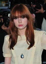 Karen-Gillan-Colored-Bangs-Hairstyle.jpg