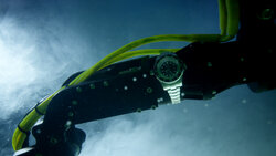 Rolex-Deepsea-Challenge-6[1].jpg