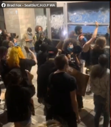 vandelizing police station.PNG
