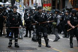 30270428-8480217-Volunteer_medic_Marty_Jackson_had_described_the_area_as_an_activ-a-50_1593622...jpg