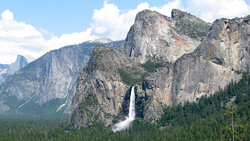 yosemite-san-francisco-road-trip-waterfall4.jpg
