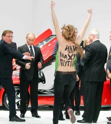 PutinFemen.jpg