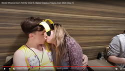 kiss2.png