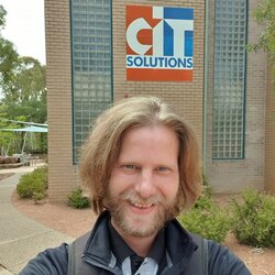 53147940_554104198406138_5531549270269755392_o.jpg