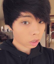 male2.jpg