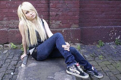 ts-kim petras3.jpg