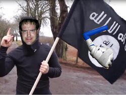 Danish-man-crosses-German-border-dressed-as-JIHAD-soldier.jpg