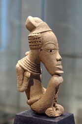 800px-Nok_sculpture_Louvre_70-1998-11-1.jpg