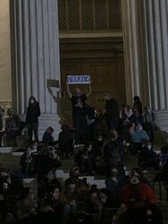 EiPm_oGWkAYU78D[1].jpg