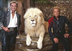 Siegfried_&_Roy_by_Carol_M._Highsmith_(cropped).jpg