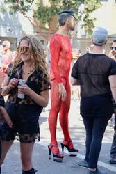 800px-Folsom_Street_Fair_(6403048619).jpg