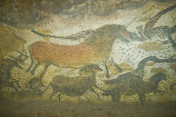 Lascaux-Cave.Jack-Versloot-768x511.jpg