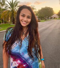 jazzjennings_120840494_344541460196578_4301257760044588069_n.jpg