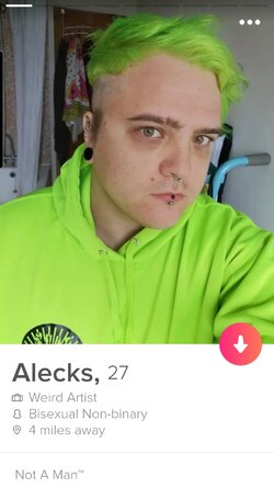 SmartSelect_20201013-202526_Tinder.jpg