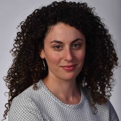 elizabeth dwoskin.jpg