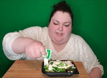 Screenshot_20201111-215632_YouTube.jpg