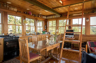 Summit-Prairie-Airbnb-Lookout-Tower-5-712x474.jpg