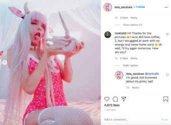 brokenpinkynail.png