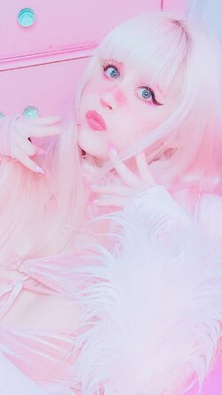 derangedeyes-pink-140497249_681318339178935_5455092215223599238_n.jpg