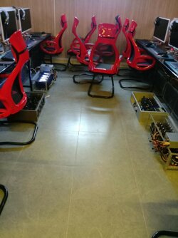 Internet_Cafe_als_Mining_Farm_mit_Nvidia_Geforce_RTX_3080_3_11ba76c23889.jpg