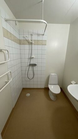 image2.jpg