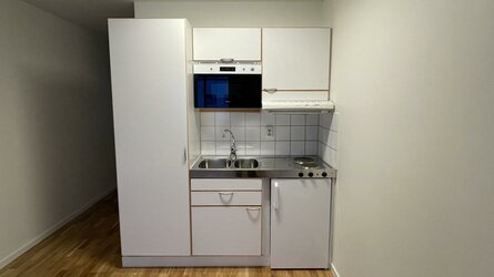 image1.jpg