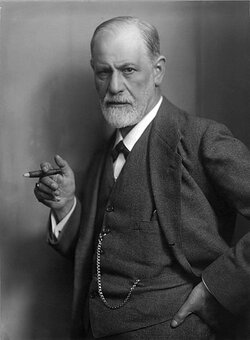 440px-Sigmund_Freud,_by_Max_Halberstadt_(cropped).jpg