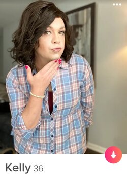 Screenshot_20210304-122437_Tinder.jpg