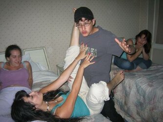 histrionic hpd con hotel room 1608310697698.jpg