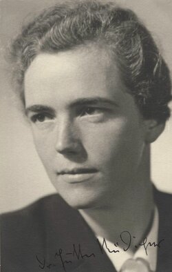 800px-Jutta_Ruediger.jpg