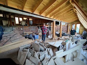 Inside Earthship.jpg