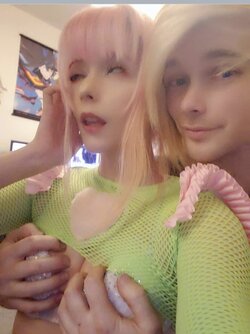ew kevin boob grab.jpeg