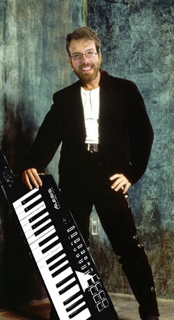 russ keytar pose.jpg
