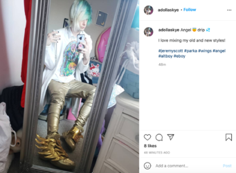 kevin gold shoes.png kevin gold shoes.png