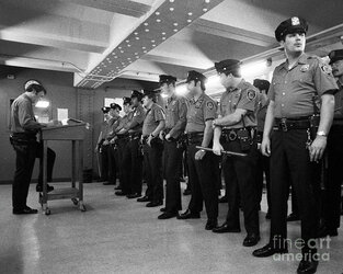 new-york-city-transit-police-1978-the-phillip-harrington-collection.jpg