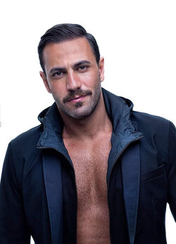 1549547114-Nicolas_Mouawad.jpg
