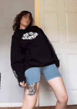ezgif-3-42bfd0cac38d.gif