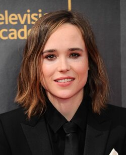 ellen-page-creative-arts-emmy-awards-2016-in-los-angeles-4.jpg