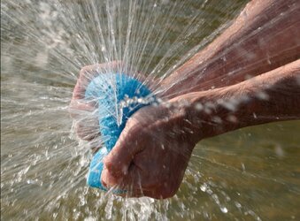 waterballoon.jpg