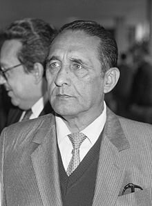 José_Napoleón_Duarte_1987c.jpg