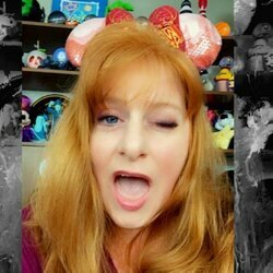 geekysparklesface.jpg